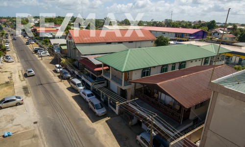 Zeer ruim 8-slaapkamer appartement te koop in Paramaribo-Zuid - foto 1