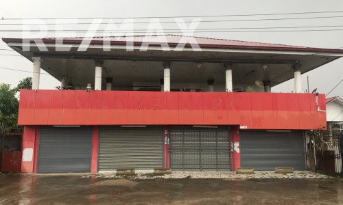 Zeer ruim 8-slaapkamer appartement te koop in Zuid-Paramaribo - foto 1