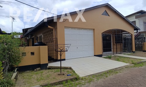 Spacious 3-bedroom apartment for sale in South Paramaribo - foto 1