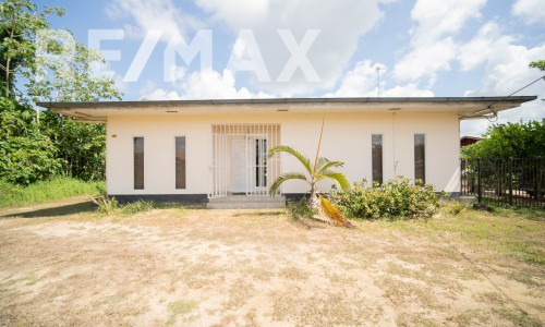 Ruim 3-slaapkamer appartement te koop in Saramacca - foto 1