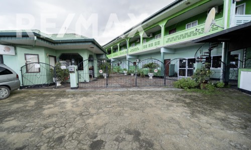Grootschalig 20-slaapkamer appartement te koop in Zuid-Paramaribo - foto 1