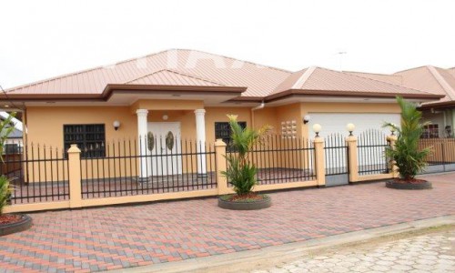 4-bedroom apartment for rent in Paramaribo South - foto 1